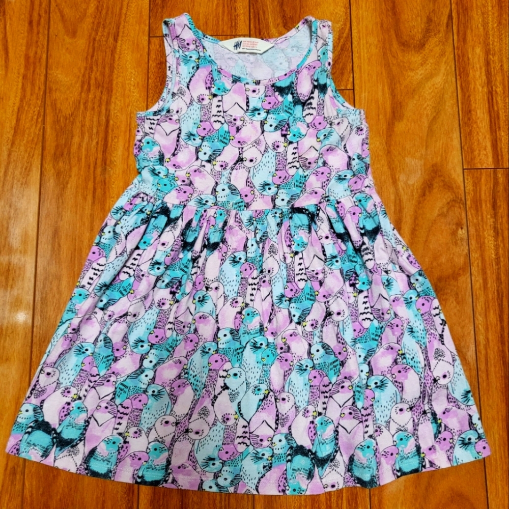 Girls dress